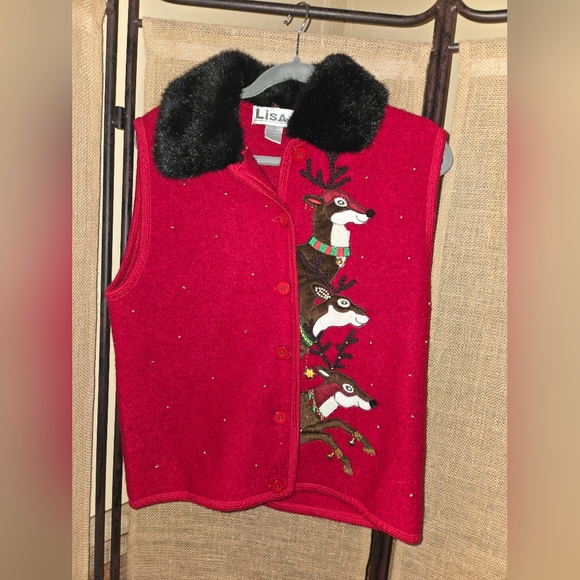 Lisa International Festive Red Vest with Reindeer Embroidery Wool Christmas L - Picture 1 of 7